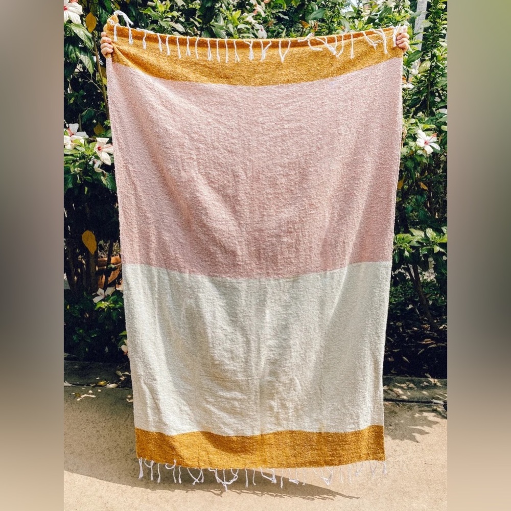 Sunrise Sustainable Throw Blanket